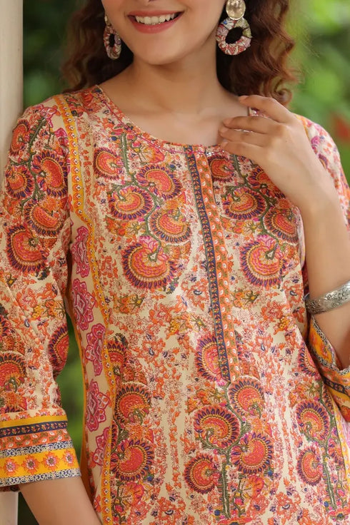 Women Beige Cotton Kurta with Ethnic Print